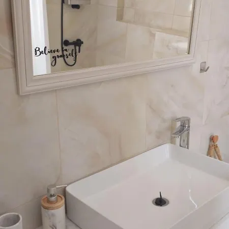 Aurora Galini - Sky-blue Serenity Apartmán Parasporos